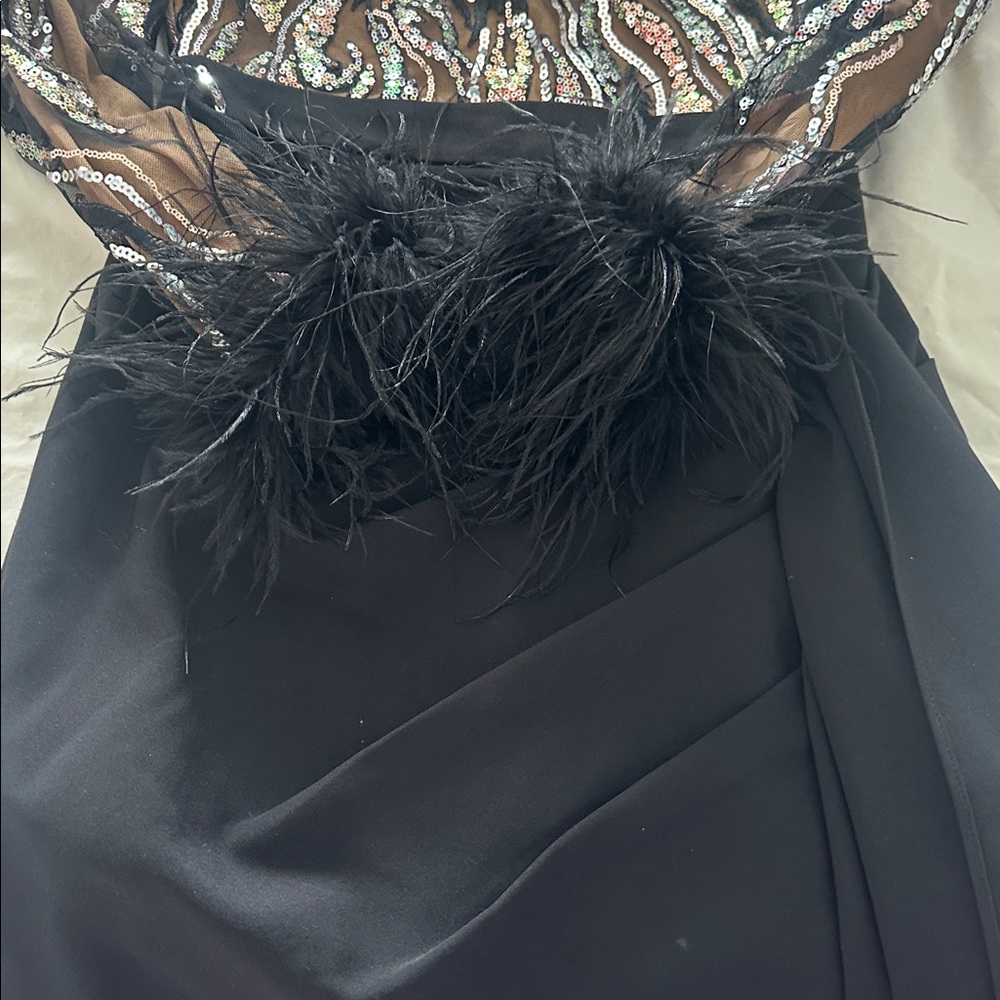 LAVISH ALICE Elegant Black and Brown Feathered Dress - Picture 9 of 11